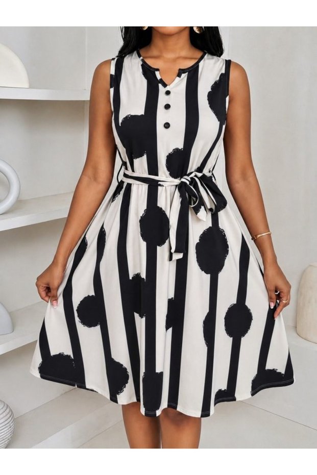 Women's sleeveless v-neck patterned short supreme dress with belted waist