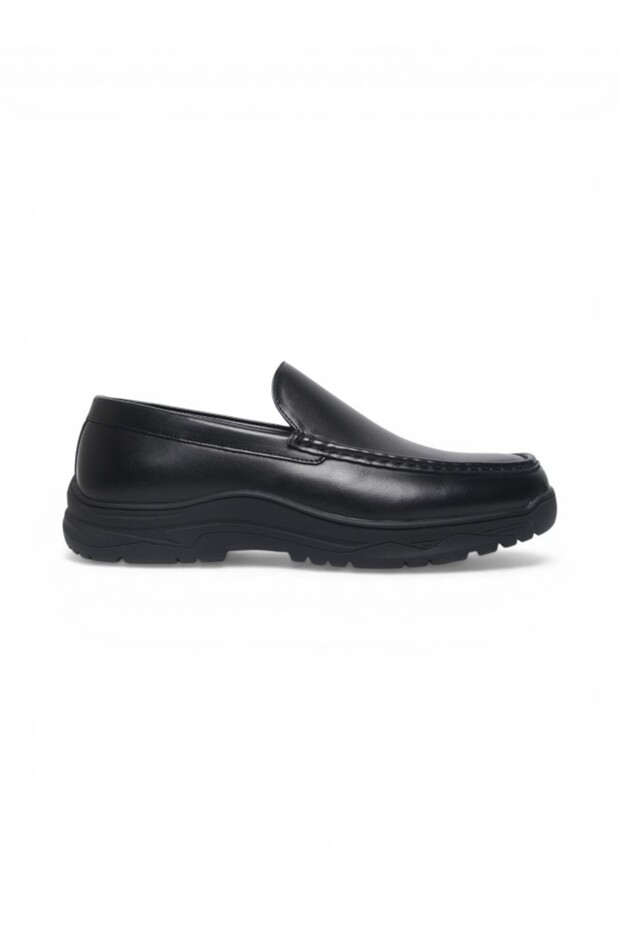 Minimal Comfort Formal Loafer