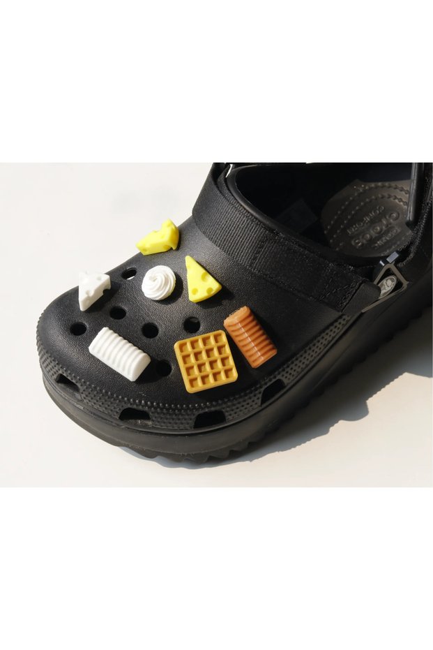 4 Different Types of Themed Shoe Charms Decorative Slipper Ornaments Shoe Accessories