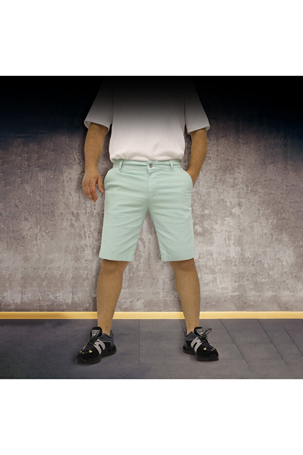 Men's Flexible Gabardine Bermuda Shorts