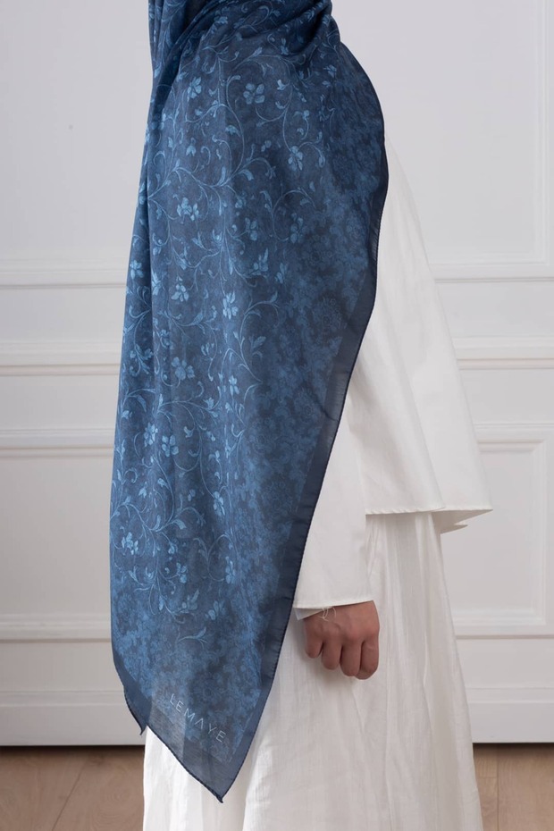 Ethnic Floral Patterned Soft Shawl Indigo