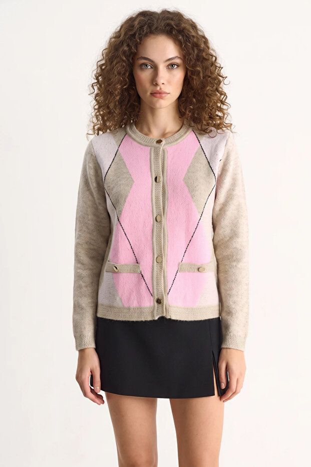 Women's Diamond Patterned Soft Beige Pink Cardigan
