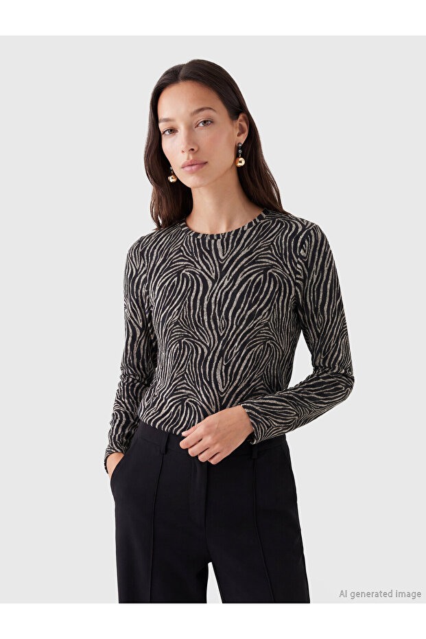 Crew Neck Patterned Blouse - 2