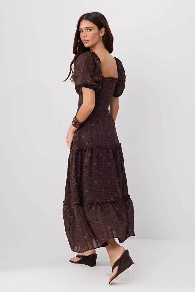Kahverengi Nakış Çiçekli Skater/Belden Açılan Maxi Dokuma Elbise TWOSS26EL01097 - 4