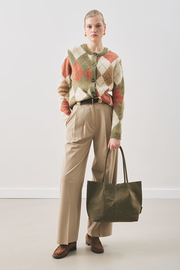 بنطلون كلاسيكي مطوي من كاجيلا