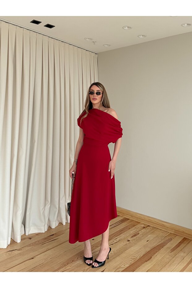 Red Long Dress with Gathered Shoulders - 206190