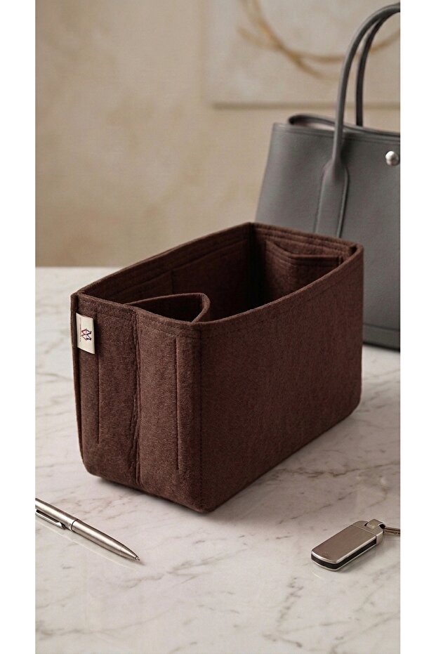 Single Compartment Bag Organizer Dark Brown Color 28 X 15 X 12 Dimensions (Length X Height X Width)