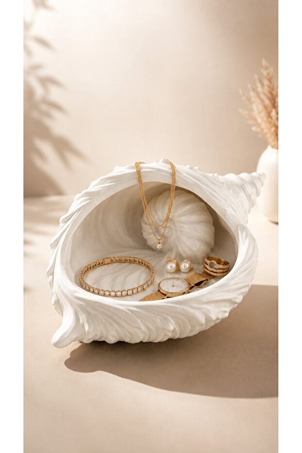 Seashell Design Aesthetic Jewelry Box - Modern Decorative Accessory and Keychain Box