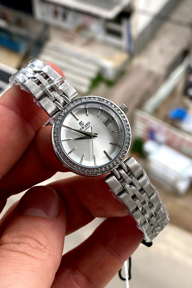Original 2 Year Warranty Women's Wristwatch Steel Band Waterproof