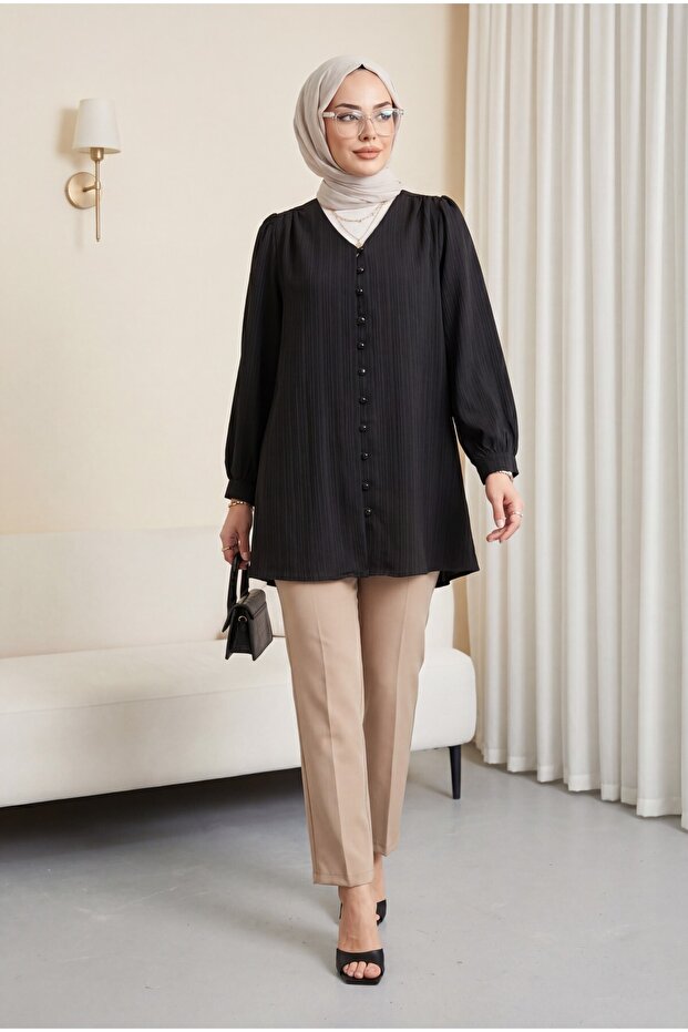 Buttoned V-Neck Jacquard Crinkle Tunic - Black