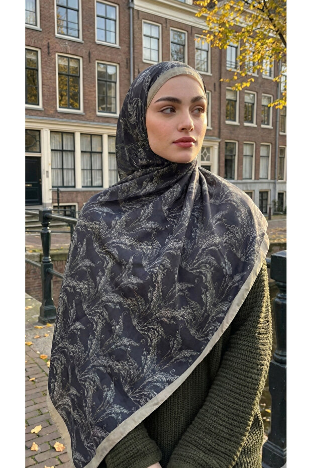 Patterned Soft Shawl - 138