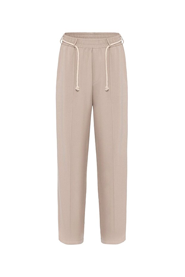 Baggy lyocell pants with belt detail