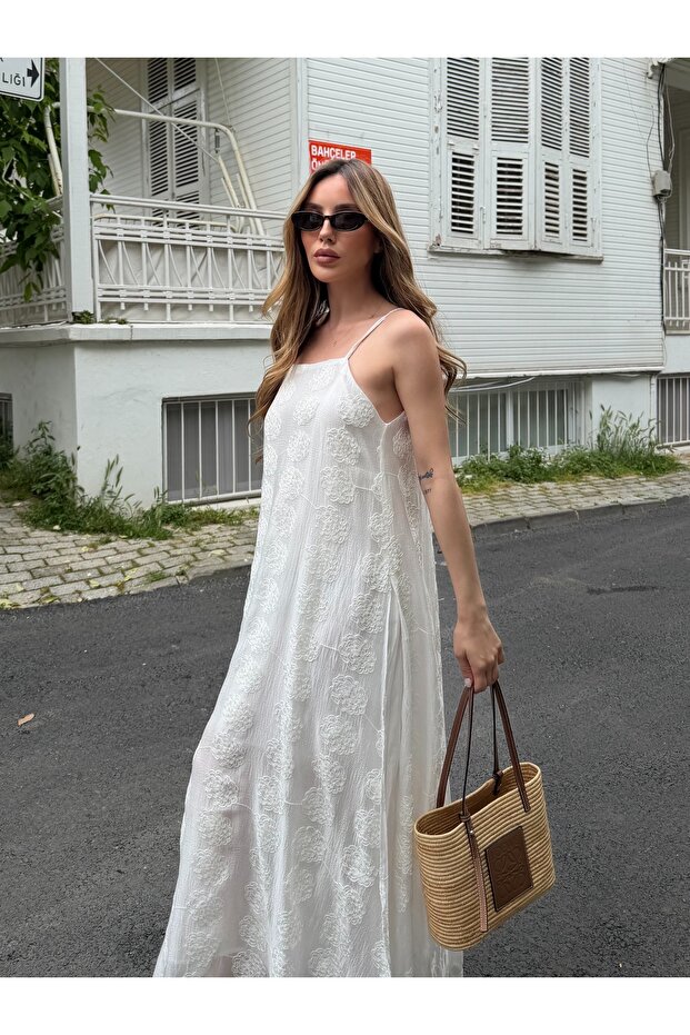 Rochie albă brodată - 3437 - 4