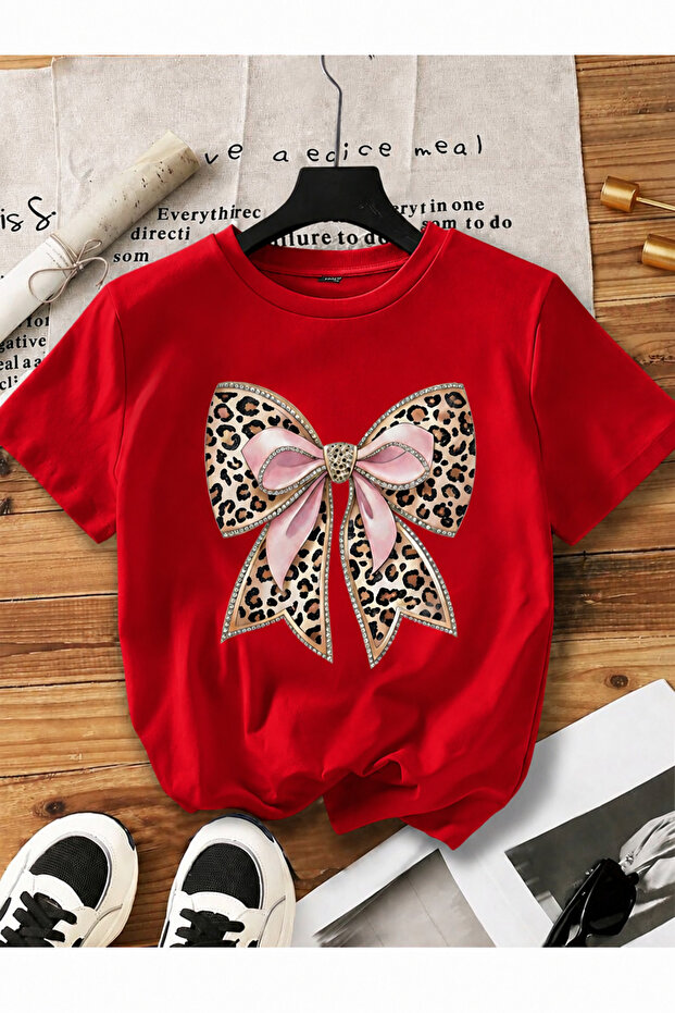 Unisex Red Leopard Bow Printed Crew Neck T-Shirt