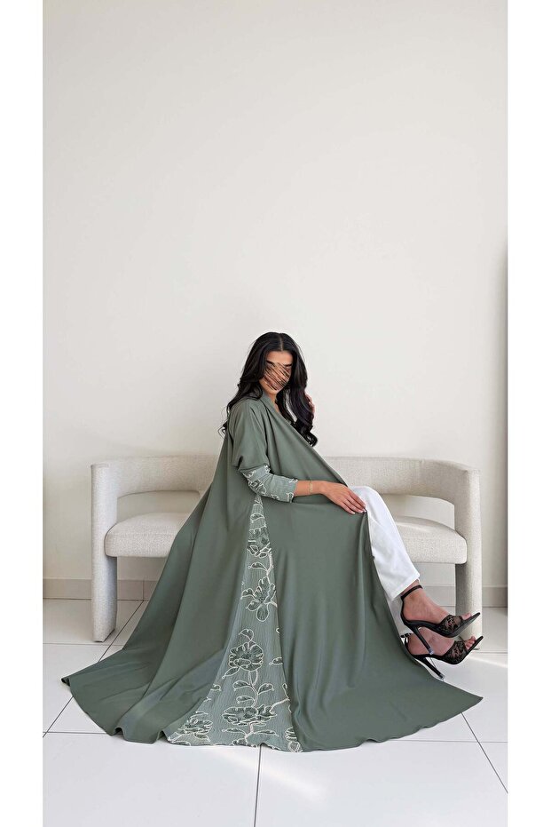 عباية كريب مطرزة طراز mwt1130 - 4