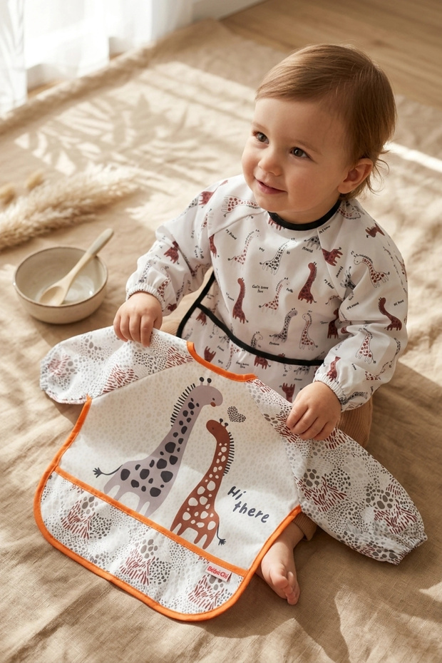 Gira-Joy 2-Piece Long Sleeve Liquid-Proof Baby Food and Activity Bib - Cute Giraffe Pattern, Stain-Resistant
