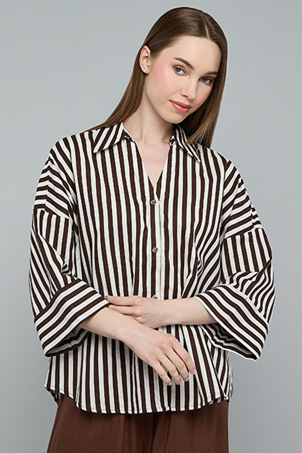 Striped Shirt with Spread Collar and 3/4 Sleeves