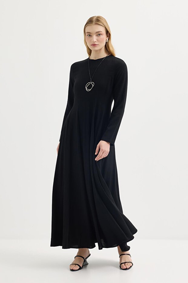 Godeli Piece Linen Dress Black