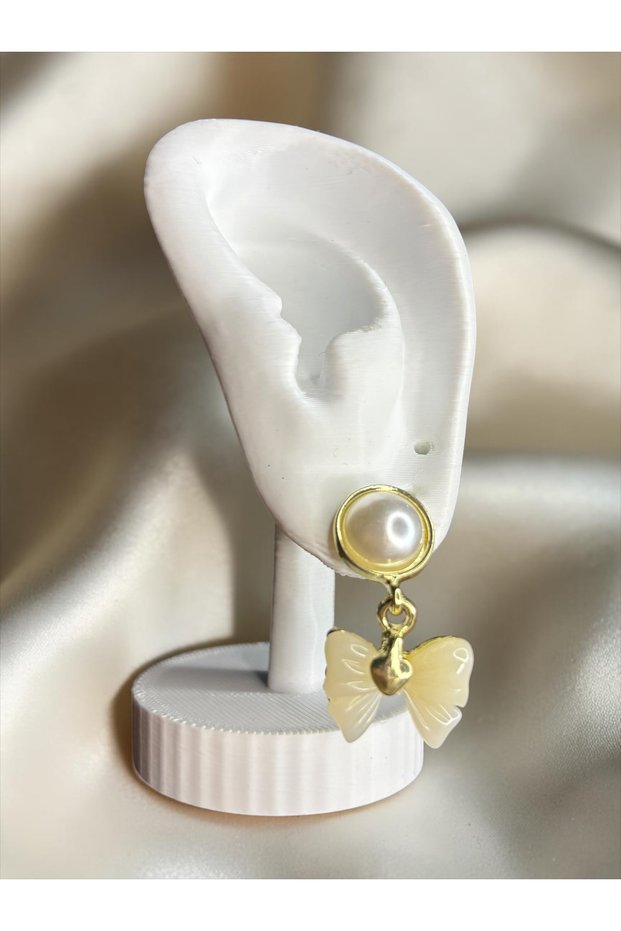 Pearl Detailed Bow Earrings