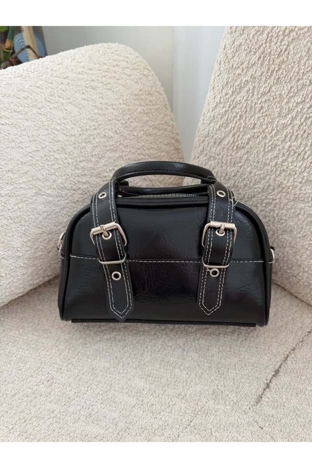 Zippered Belt Detailed Hand and Shoulder Women's Bag