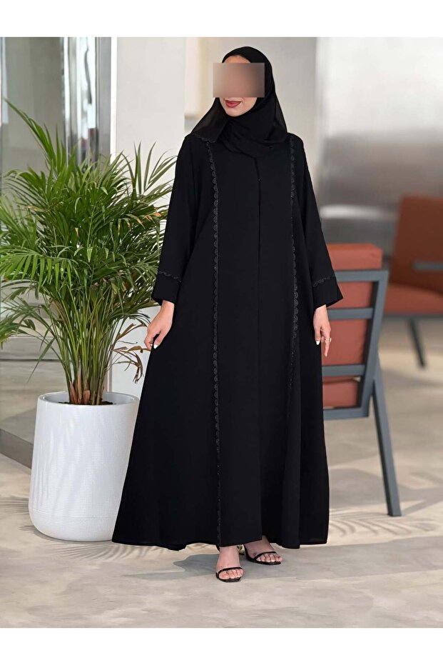عبايه شدن بكلفه متعرجه