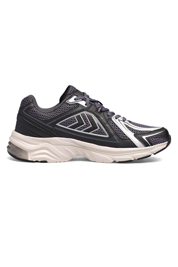 700 Unisex Sports Shoes 900794-2448
