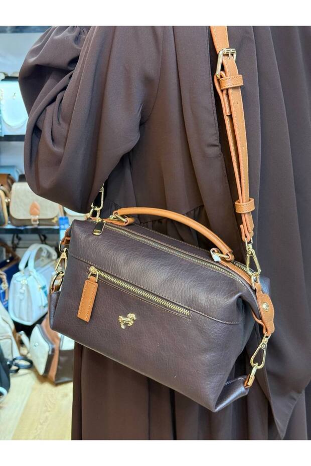 5 Compartment Hand and Shoulder Bag (27/22 cm)