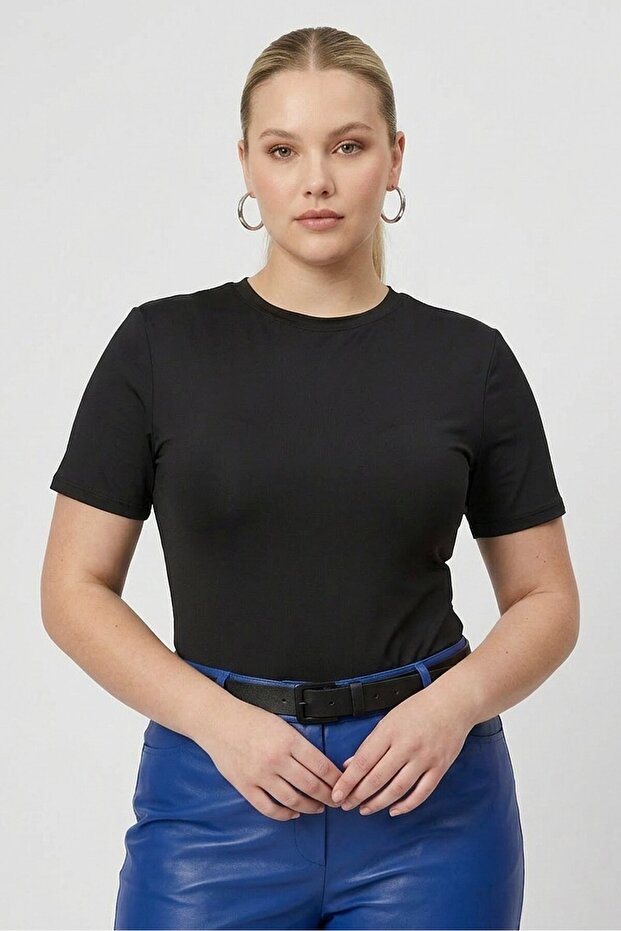 Women Solid Short Sleeve Bodysuit, Black