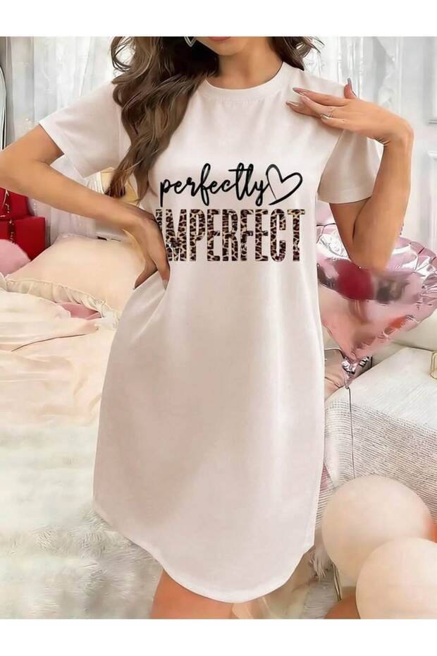 Women's White Extra Long Oversize Typography Text and Graphic T-Shirt