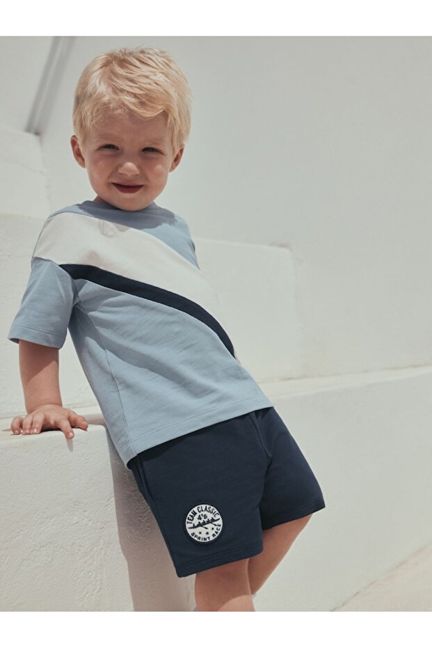 Children's Blue Cross Striped Embossed Patterned Short Sleeve T-Shirt and Shorts 2-Piece Set