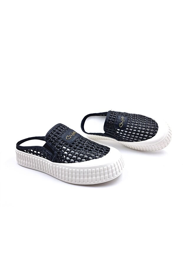 Knitted Detailed Closed-Toe Black Sabo Slippers (Size 1 Small Fit)