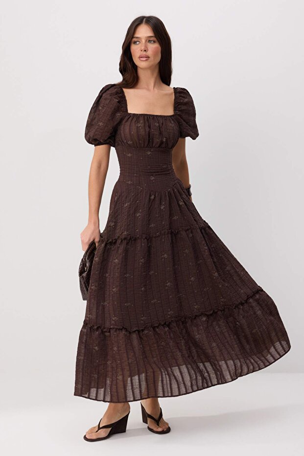 Kahverengi Nakış Çiçekli Skater/Belden Açılan Maxi Dokuma Elbise TWOSS26EL01097 - 3