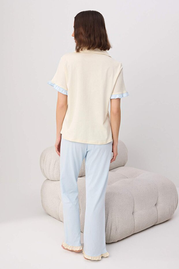 Ekru-Mavi %100 Pamuklu Fırfır Detaylı Örme Pijama Takımı THMSS24PT00223 - 4