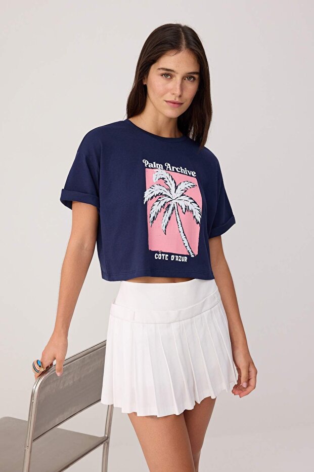 Navy Blue Printed 100% Cotton Relaxed/Casual Fit Crop Knitted T-Shirt Twoss25Ts00080