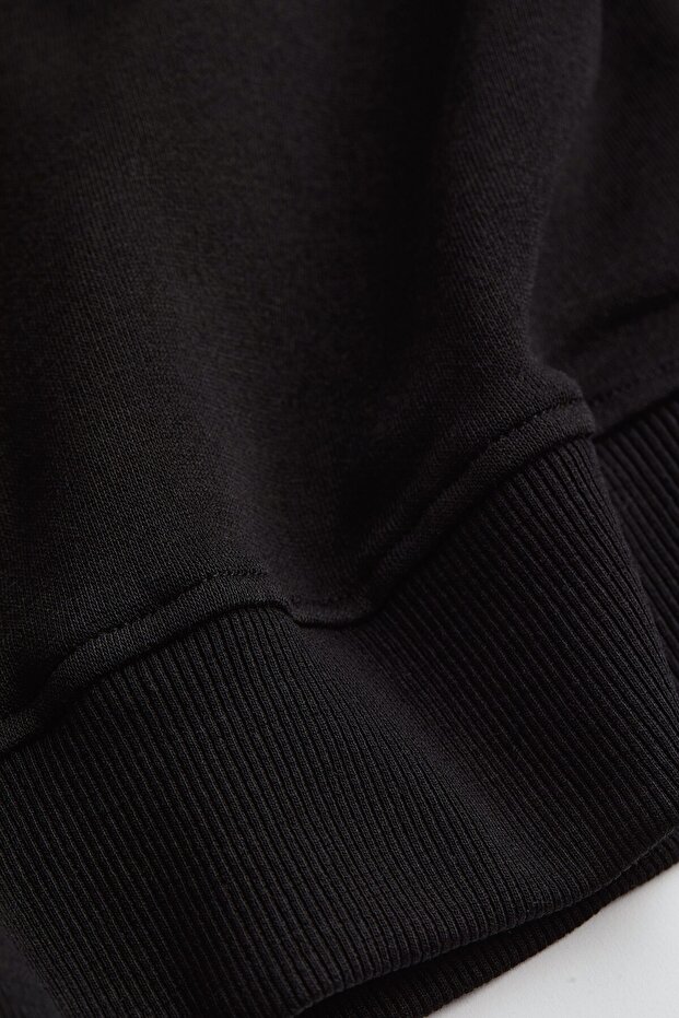 Sweatshirt - 2