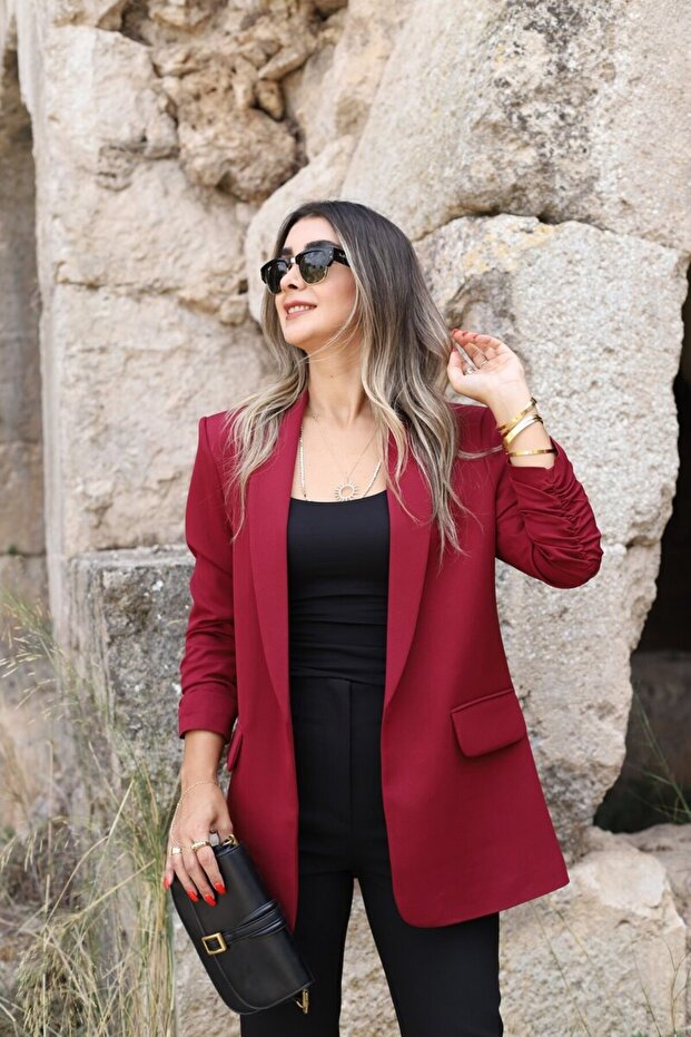 Burgundy sleeve detail blazer