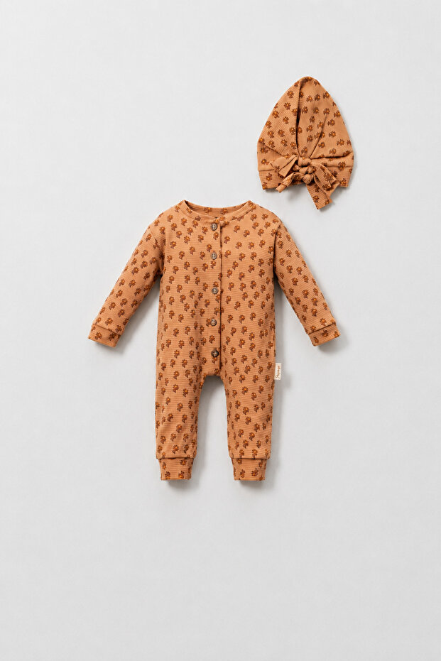 Baby Romper with Button Closure Hat