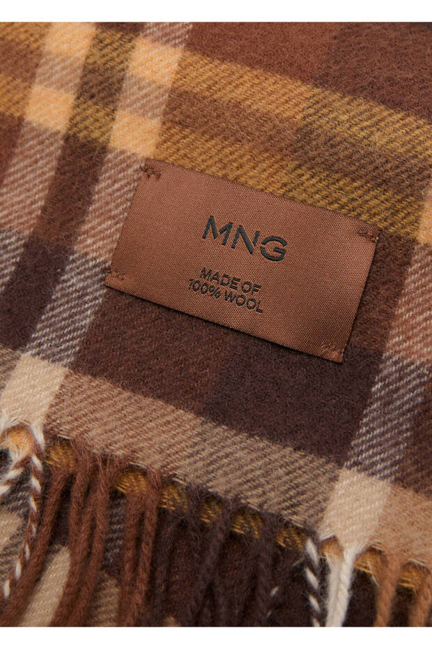 Shawl with Woolen Checks
