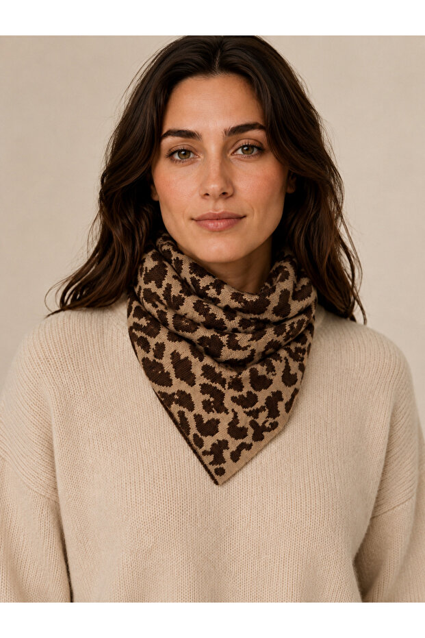 Leopard Patterned Knitwear Scarf