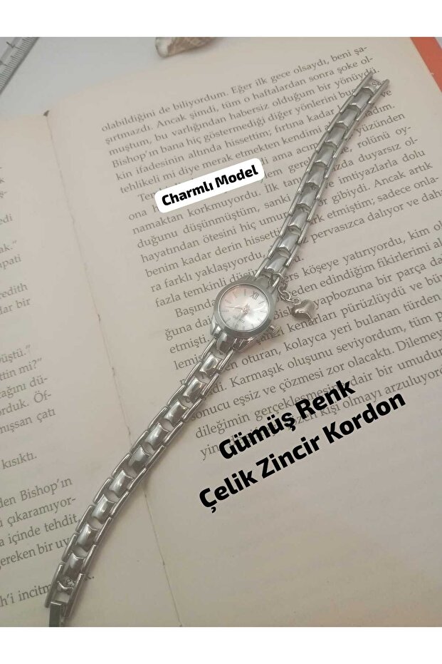 Simple, Stylish, Minimal Round Design Women's Wristwatch, Silver Color Chain Steel Band, White Color Striped Dial, Charm Model