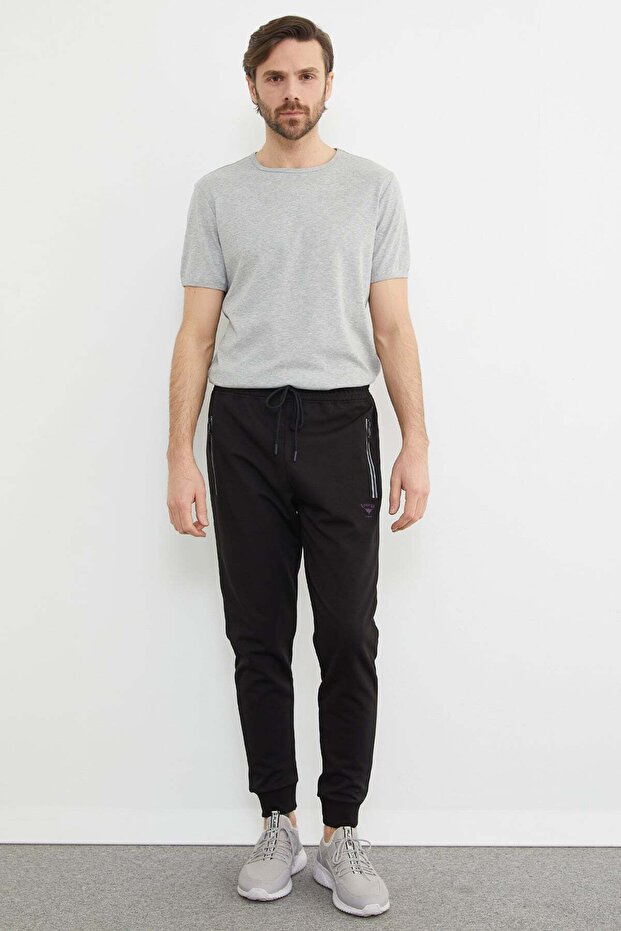 Printed Jogger Sweatpants with Tie-Up Waist