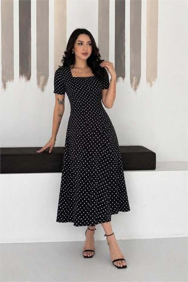 Women's Black Polka Dot Pattern Short Sleeve Square Neck Midi Length Dress --- Dpk081