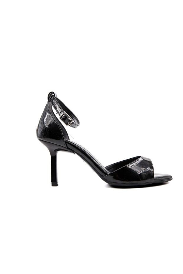 018-111 Black Patent Leather Women's Casual Shoes
