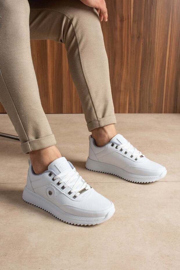 White Men's Sneaker