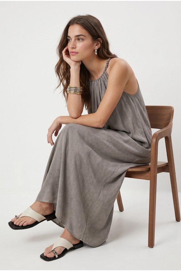 Women's Adriana Halter Collar Pleated Pocketed Long Vintage Pattern Woven Gray Dress