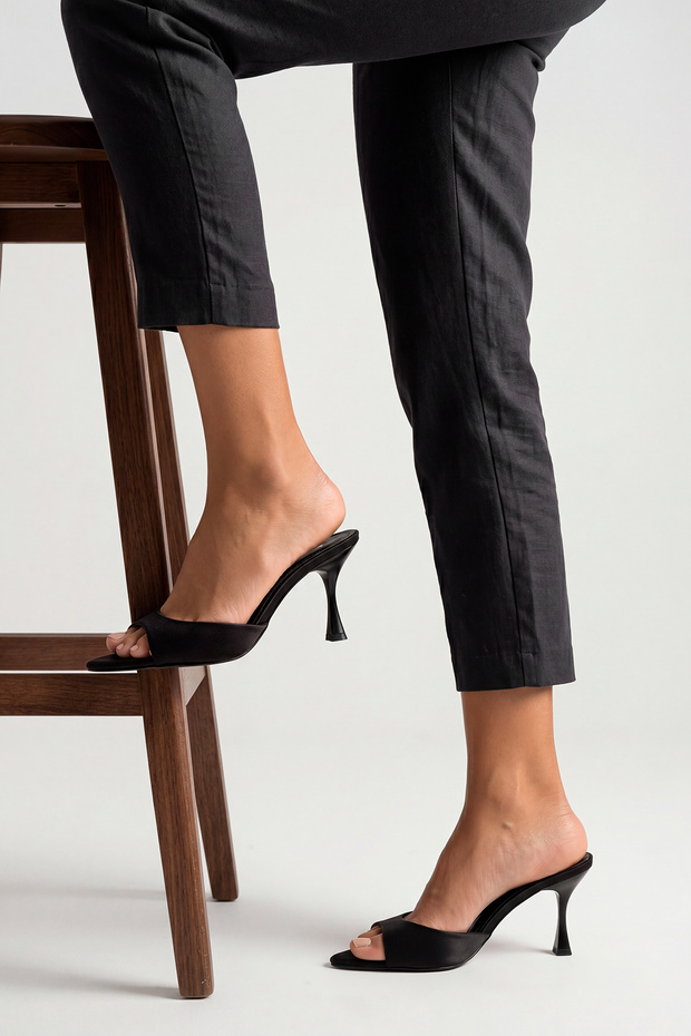 Women's Pointed Toe Strappy Thin Classic Heeled Slippers Nerlo Black Satin