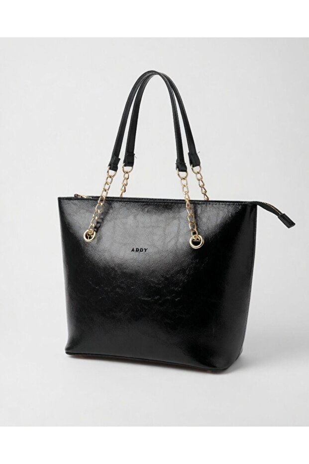 Gold Chain Signature Chain Luxe Tote Shoulder and Hand Bag