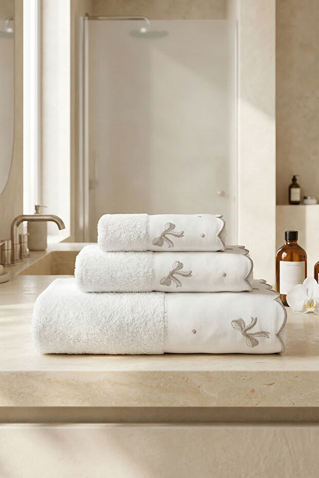 Serena Bow Embroidered Face Towel (50 X 90 cm)