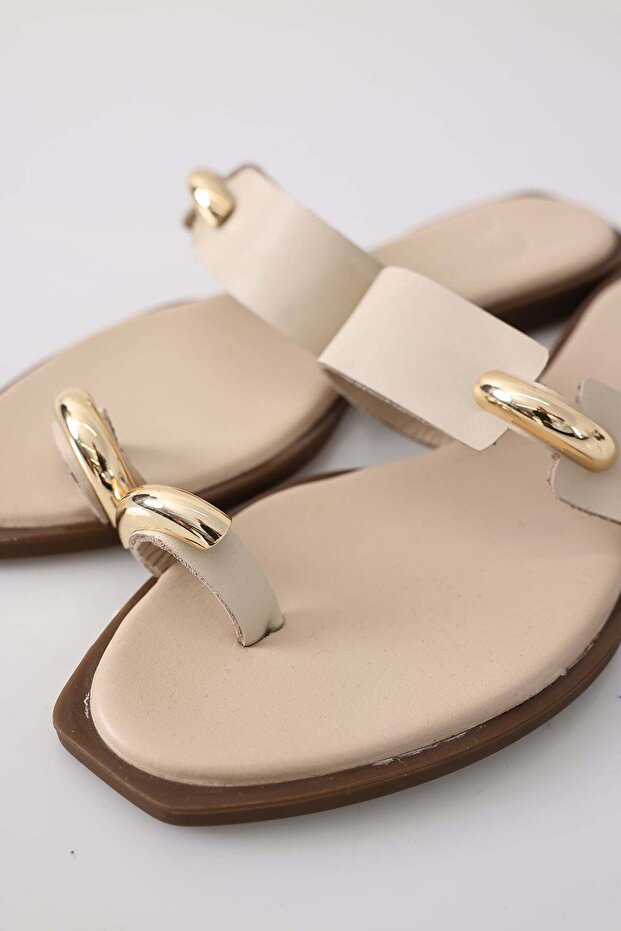 Beige Accessory Slippers 50904