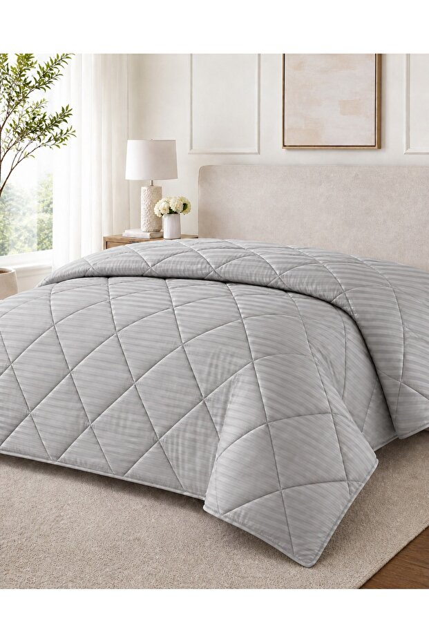Striped Cotton Satin Luxury Quilt Double Size 195X215 cm